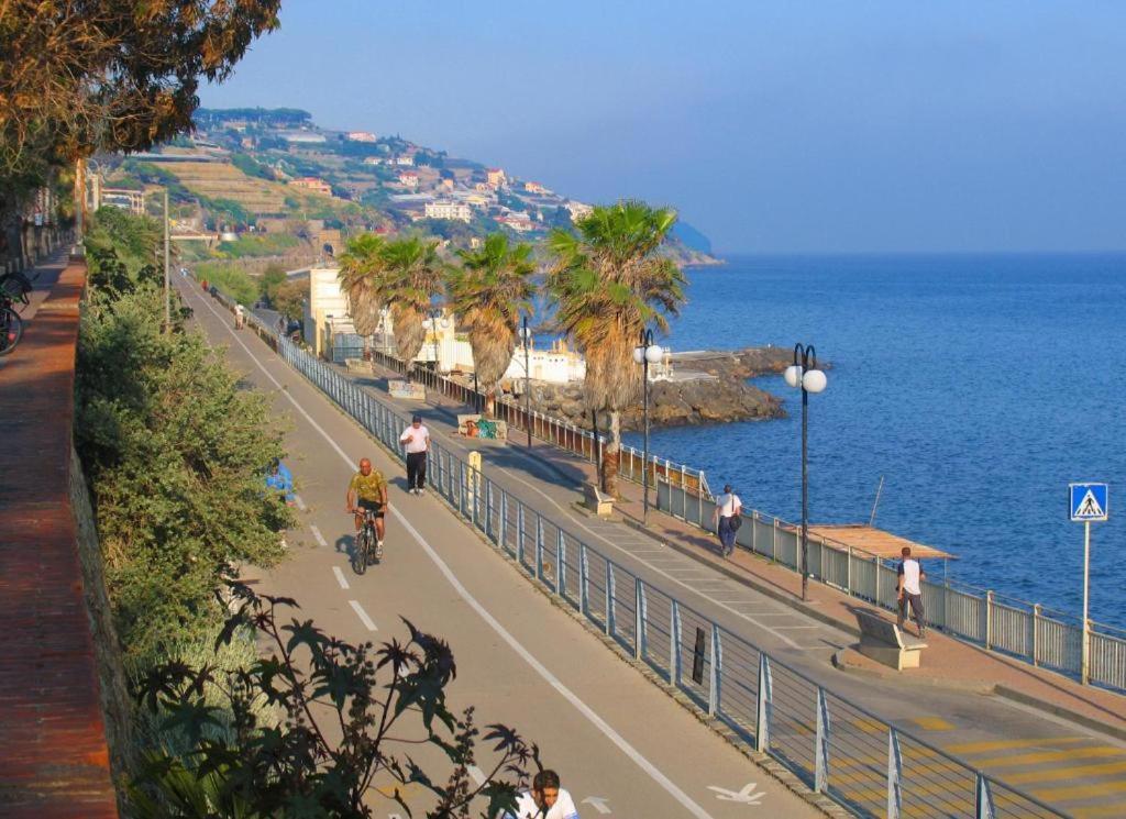Casa Vacanza Rossella Σαν Ρέμο Εξωτερικό φωτογραφία