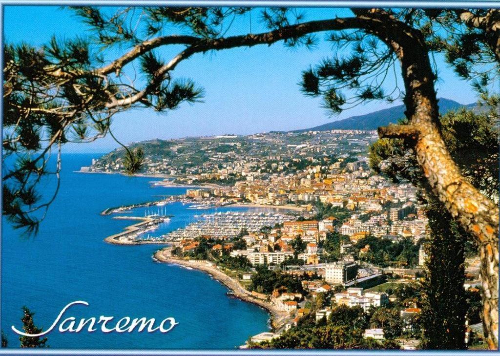 Casa Vacanza Rossella Σαν Ρέμο Εξωτερικό φωτογραφία