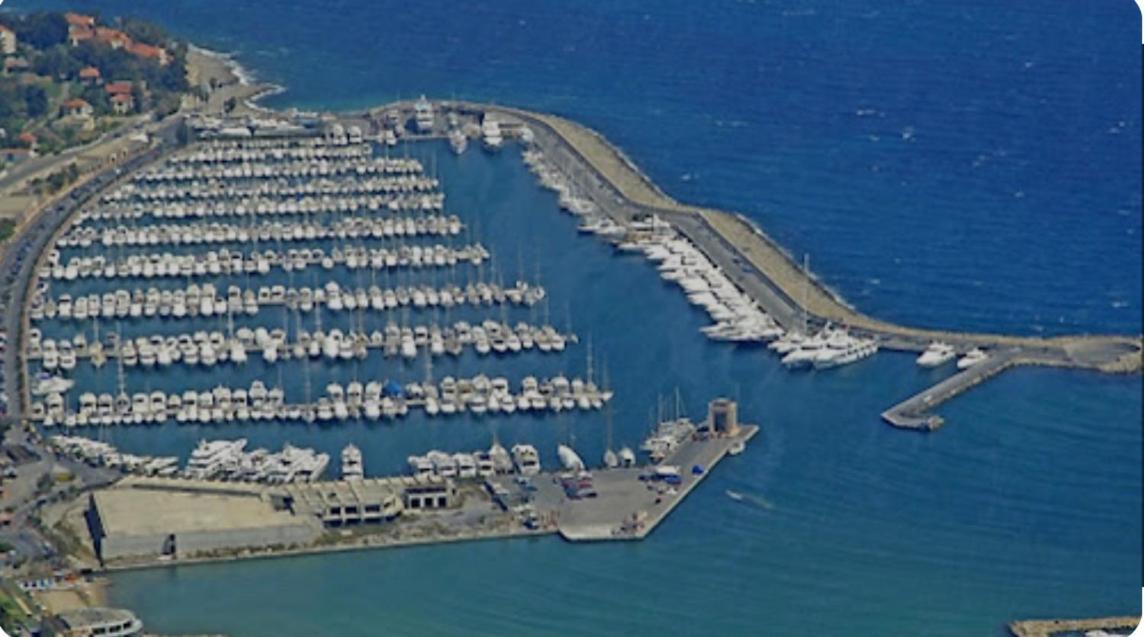 Casa Vacanza Rossella Σαν Ρέμο Εξωτερικό φωτογραφία